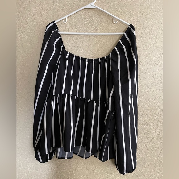 SHEIN Tops - SHEIN Curve 2XL black and white stripe top